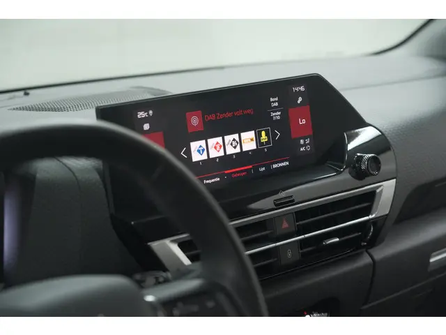 Citroën C4 Puretech 130 EAT8 Shine 2021 Benzine 52