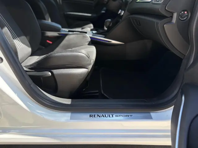 Renault Mégane 1.6 TCe GT 2016 Benzine 17