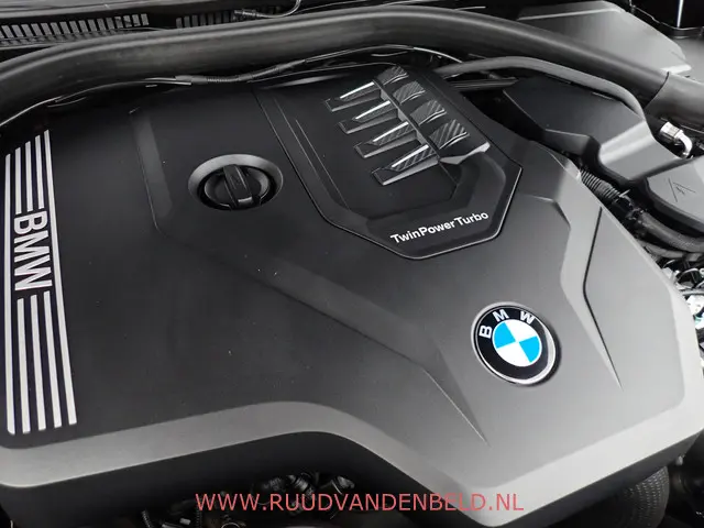 BMW 3 Serie 318i 2021 Benzine 30