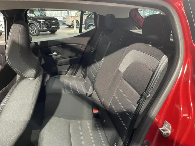 Dacia Sandero 1.0 TCe 90 Comfort 2023 Benzine 8