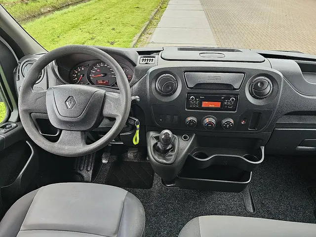 Renault Master 2.3 2019 Diesel 8