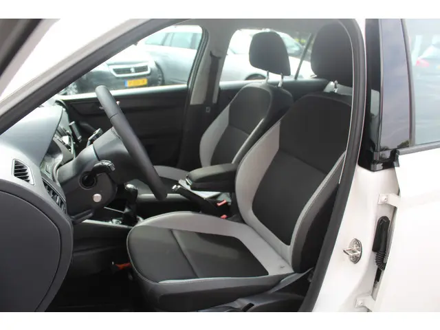 Škoda Fabia 1.4 TDI Ambition//Cruise//Airco//5drs!! 2016 Diesel 5