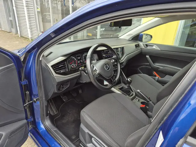 Volkswagen Polo 1.0 TSI Comfortline 2021 Benzine 7