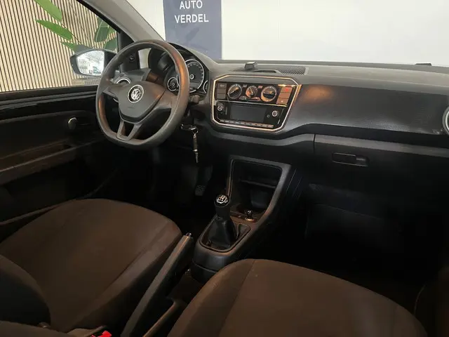 Volkswagen up! 1.0 BMT high up! Airco, LMV 2017 Benzine 3