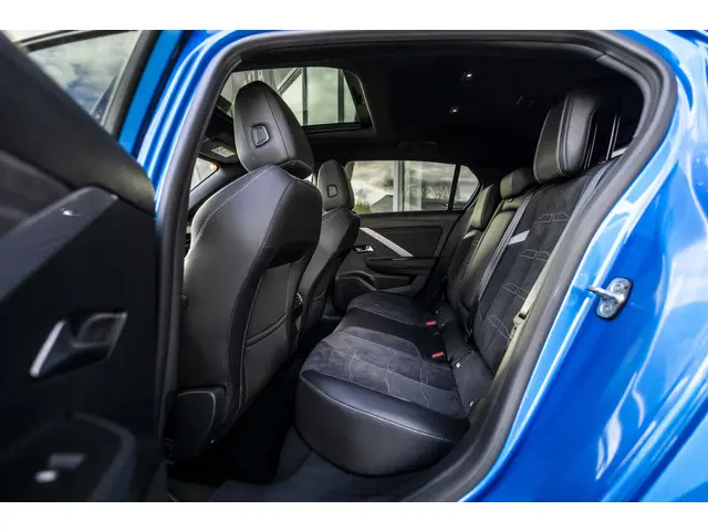 Opel Astra Electric 54 kWh GS 2024 Elektrisch 10