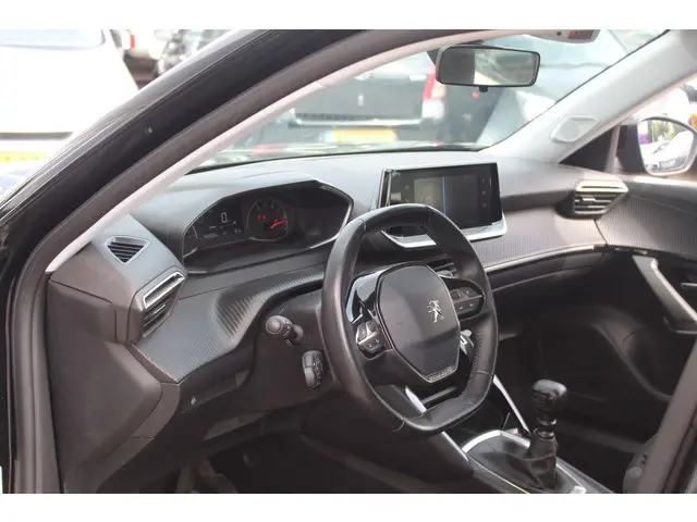Peugeot 2008 1.2 PureTech Active//Airco! 2021 Benzine 4