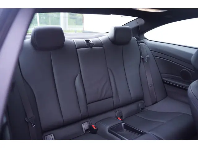 BMW 4 Serie Coupe 420d X-Drive M Sport 2019 Diesel 43