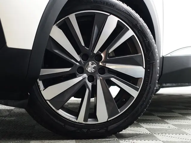 Peugeot 5008 1.2 PureTech GT Line Aut- 2020 Benzine 34