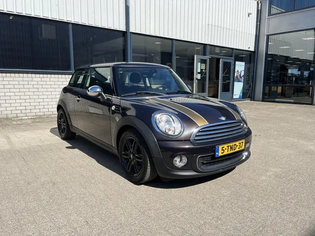 MINI One 1.6 Chili 2014 Benzine 57