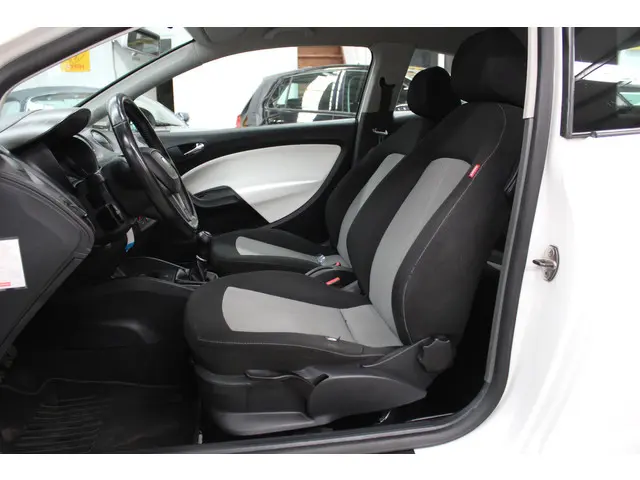 SEAT Ibiza 1.4 COPA 2012 Benzine 5