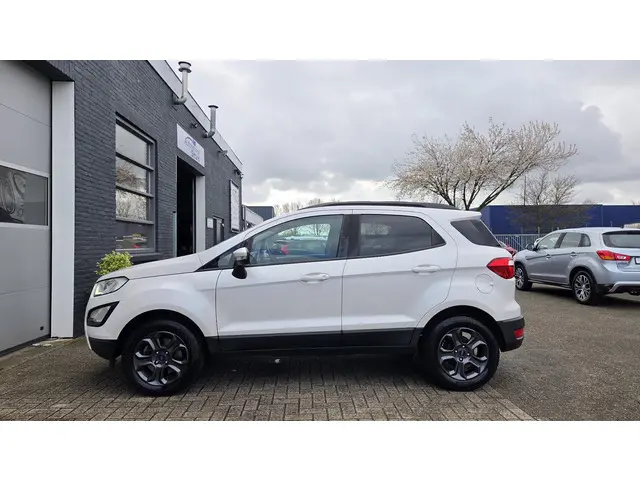 Ford EcoSport 2