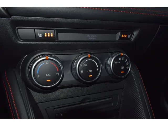 Mazda 2 1.5 Skyactiv-G GT-M 2016 Benzine 16