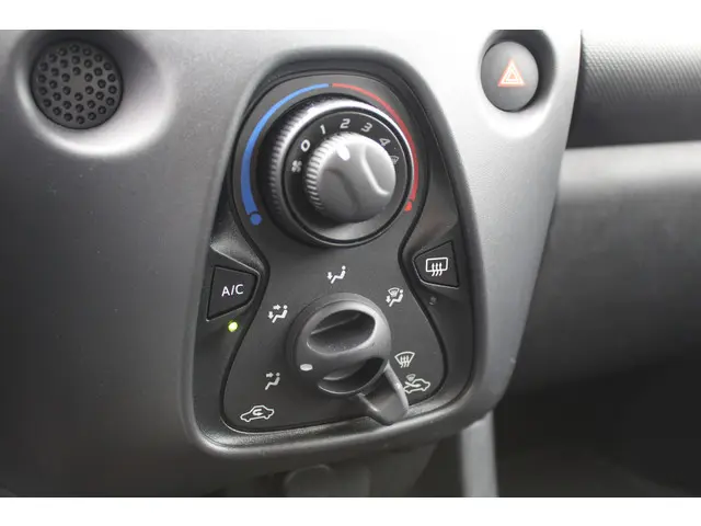 Toyota Aygo 1.0 VVT-i x-fun 2021 Benzine 17