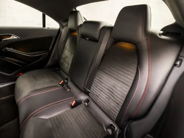 Mercedes-Benz CLA 180 AMG Sport 2017 Benzine 16