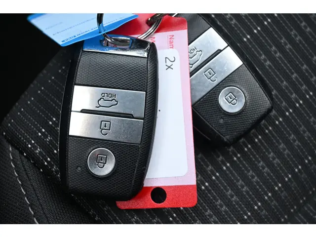 Kia Stonic 1.0 T-GDi DynamicPlusLine 2020 Benzine 28