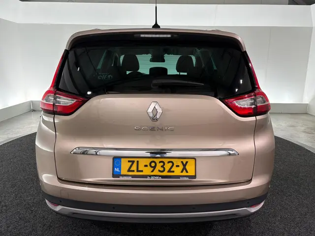 Renault Grand Scénic 1.3 TCe Intens 7p. 2019 Benzine 26