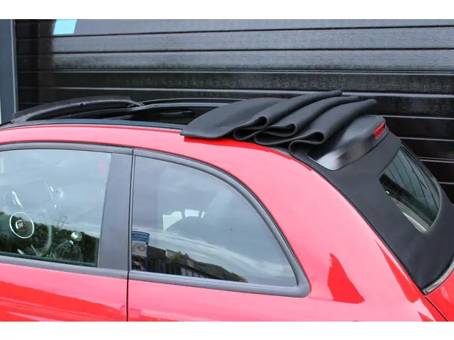 Fiat 500C 0.9 TwinAir Turbo Sport Cabrio 2017 Benzine 33