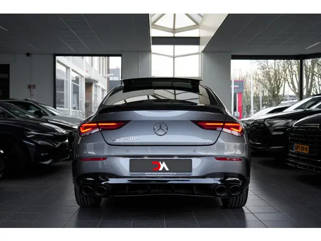 Mercedes-Benz CLA 250 e AMG 45S 2020 Hybride Benzine 7
