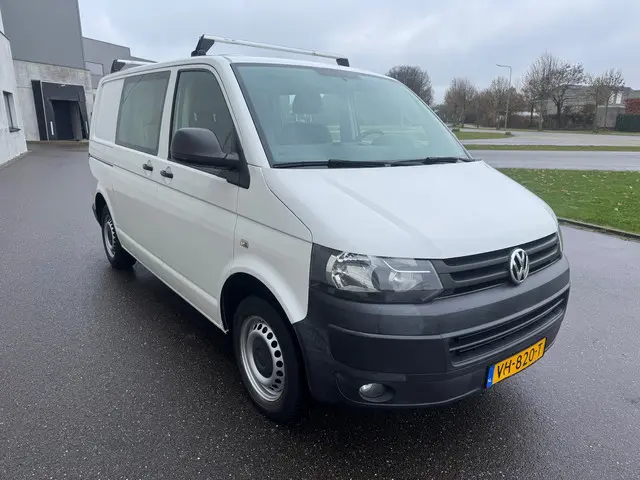 Volkswagen Transporter 2.0 TDI DC L1H2 2014 Diesel 4
