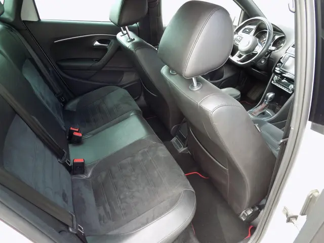 Volkswagen Polo 1.8 TSI GTI Automaat Nw Apk 2015 Benzine 16