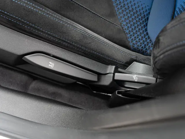 BMW 2 Serie Gran Coupé 220i 2023 Benzine 30