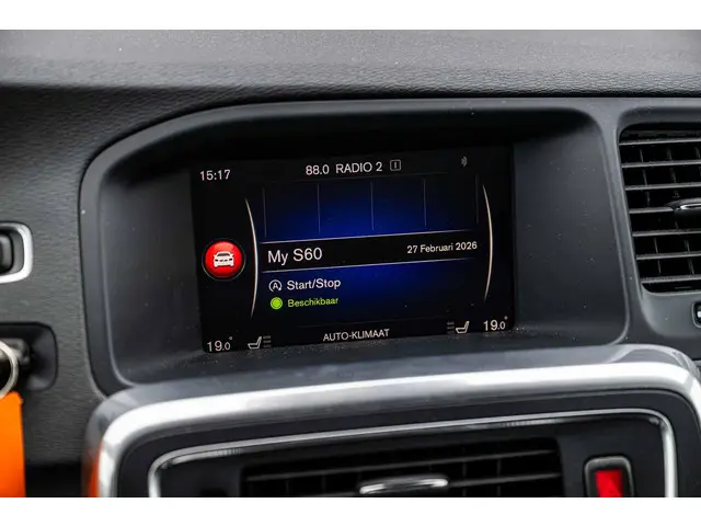 Volvo S60 1.5 T3 R-Design 2018 Benzine 18