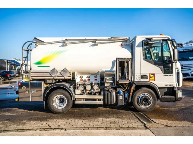 Iveco Eurocargo 100-220 +CM 5500L + 3 COMP. 2017 Diesel 3