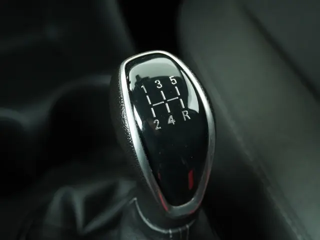 Opel KARL 1.0 ecoFLEX Edition 2016 Benzine 19