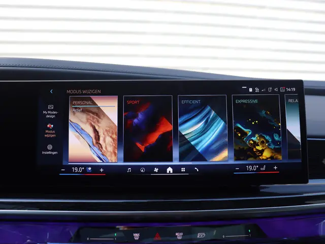 BMW 7 Serie 750e xDrive 2025 Hybride Benzine 35