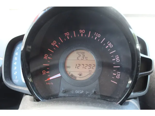 Toyota Aygo 1.0 VVT-i x-clusiv//Camera//ECC!! 2014 Benzine 12