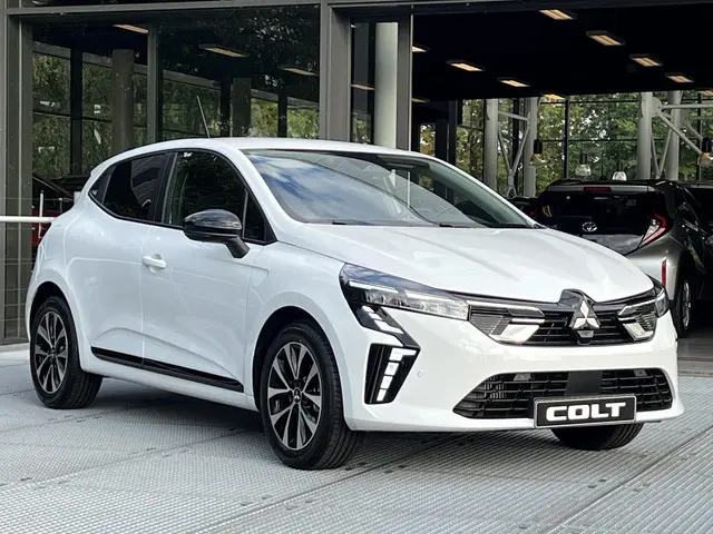 Mitsubishi Colt 1.0T MT Intense 2025 Benzine 4