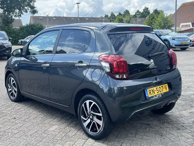 Peugeot 108 1.0 e-VTi Allure 2018 Benzine 5