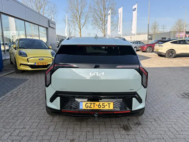 Kia EV3 GT-Line 81.4 kWh 2025 Elektrisch 4
