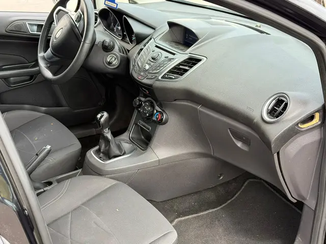 Ford Fiesta 1.0 Style 2013 Benzine 10