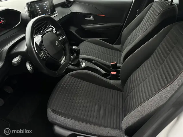 Peugeot 208 1.2 PureTech Active 2020 Benzine 7