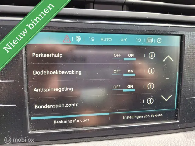 Citroën C4 Spacetourer 1.2 PureTech Feel 2019 Benzine 26