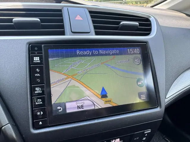 Honda Civic 1.4 Comfort /Navi/Trekhaak/Airco/ 2016 Benzine 12