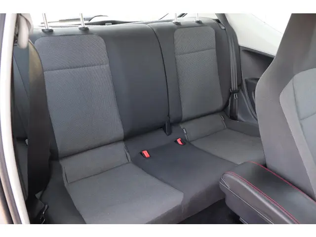 Volkswagen up! 1.0 move up! 2012 Benzine 14