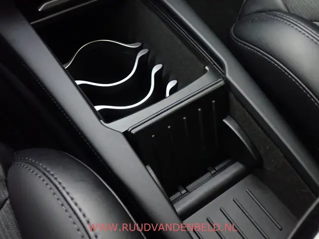 Tesla Model X 100D 2018 Elektrisch 26