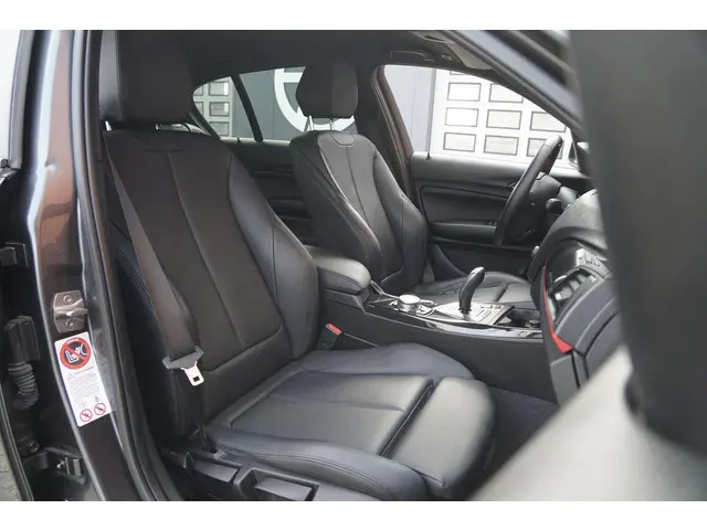 BMW 1 Serie 116d High Executive 2015 Diesel 12