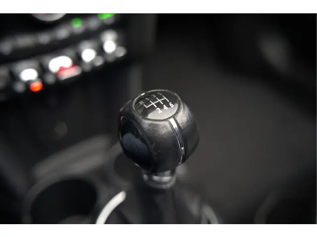 MINI Cooper Cabrio Mini 1.5 Chili 2018 Benzine 48