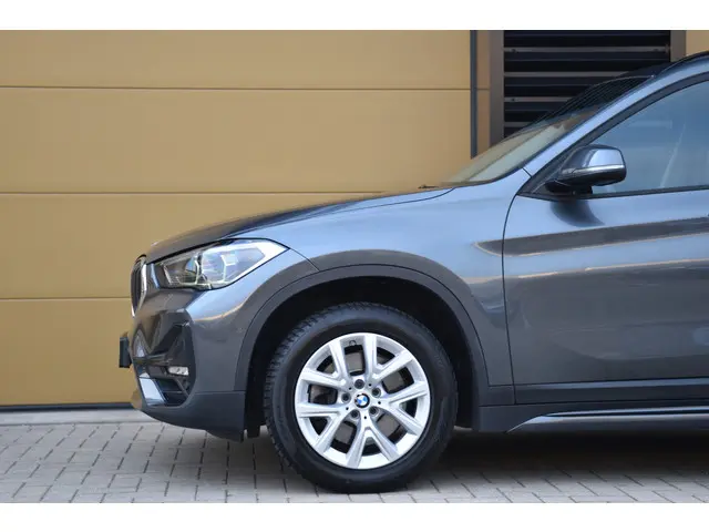 BMW X1 sDrive20i 2019 Benzine 7