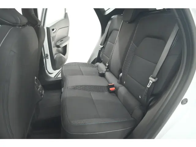Renault Captur Mild Hybrid 160 Evolution 2024 Benzine 30