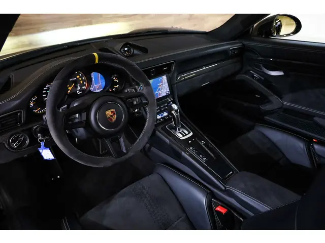 Porsche 911 4.0 GT3 RS 2020 Benzine 15
