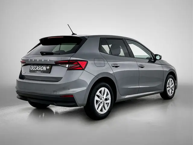Škoda Fabia 1.0 MPI 80pk Ambition 2023 Benzine 2