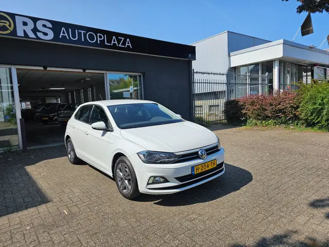 Volkswagen Polo 1.0 TSI Comfortline Business 2020 Benzine 3