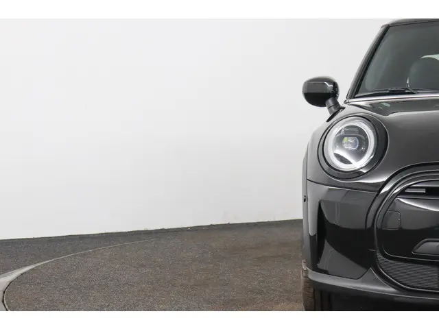 MINI Electric MINI Yours 33 kWh 2021 Elektrisch 28