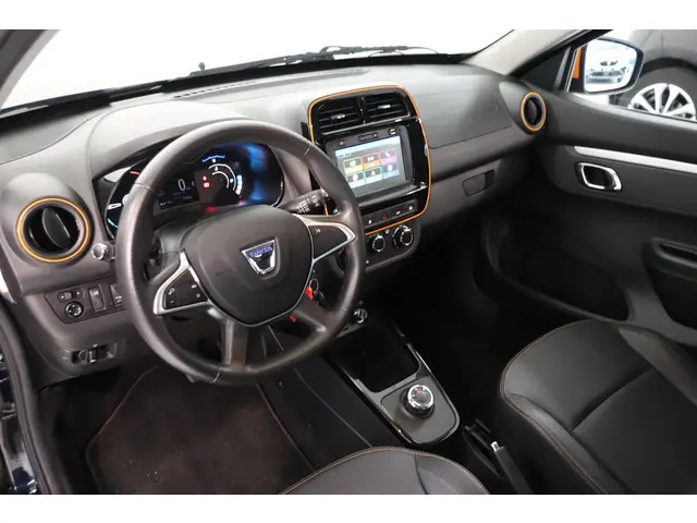 Dacia Spring Comfort Plus 27 kWh 2022 Elektrisch 24