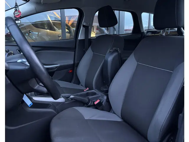 Ford Focus Wagon 1.0 EcoBoost Lease Trend 2013 Benzine 6