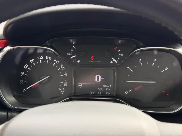 Citroën C3 1.2 PureTech S&S Shine 2018 Benzine 25